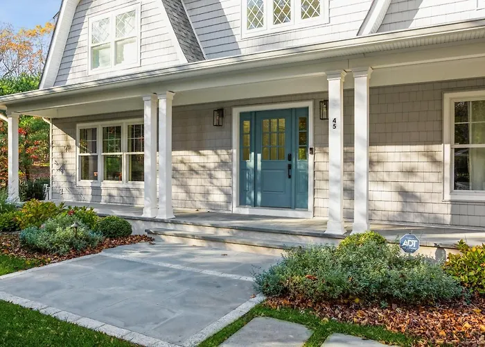 New Construction Modern Luxury Retreat W 6 Beds
